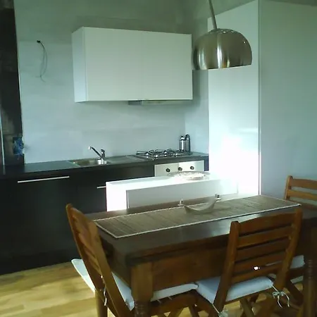Design Apt, Seaview,calm District, A/c, Wifi, Lift