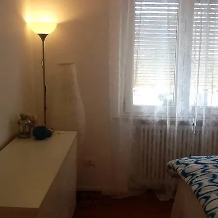 Apartman Design Apt, Seaview,calm District, A/c, Wifi, Lift Genova