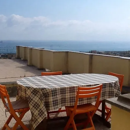 Apartman Design Apt, Seaview,calm District, A/c, Wifi, Lift